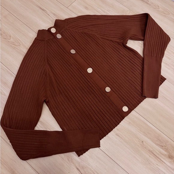 Zara Brown Knit Button-Back Top - Picture 5 of 7